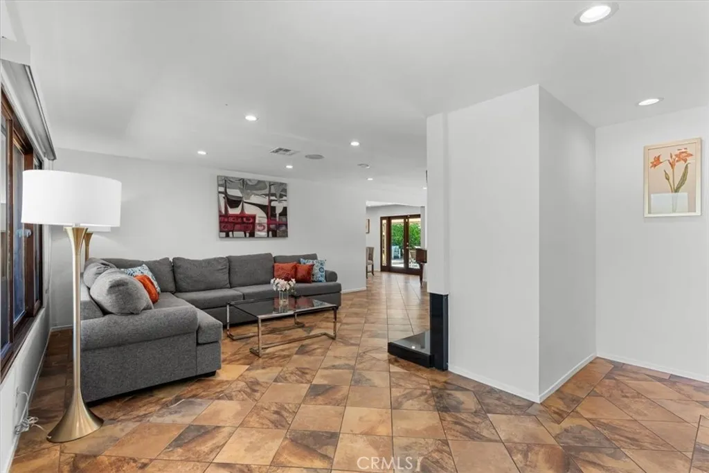 2915 Guadalupe, Palm Springs, California 92264 home-pic-6